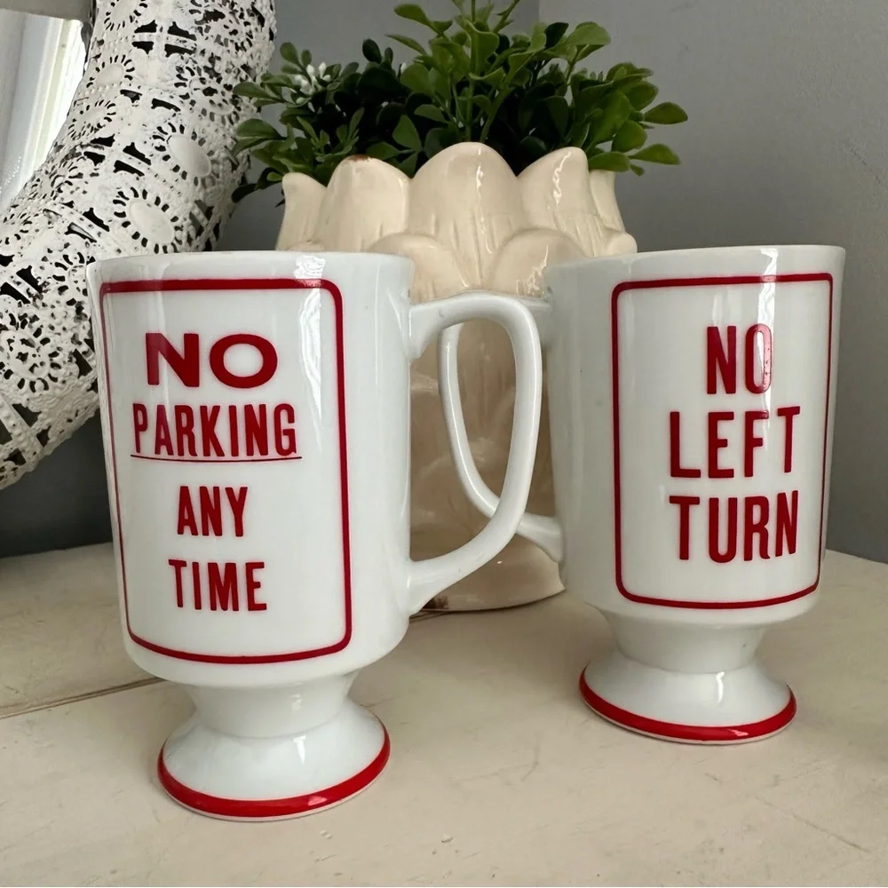Vintage Royal Arnart 5th Avenue Pedestal Coffee Cups Mugs Ceramic Car Humor MCM